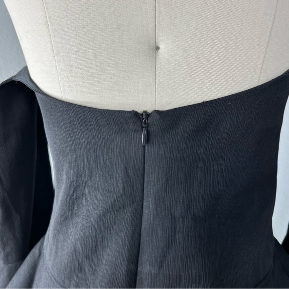 C/MEO COLLECTIVE Too Close Halter Bell Sleeve Cold Shoulder Black Top - Picture 10 of 12